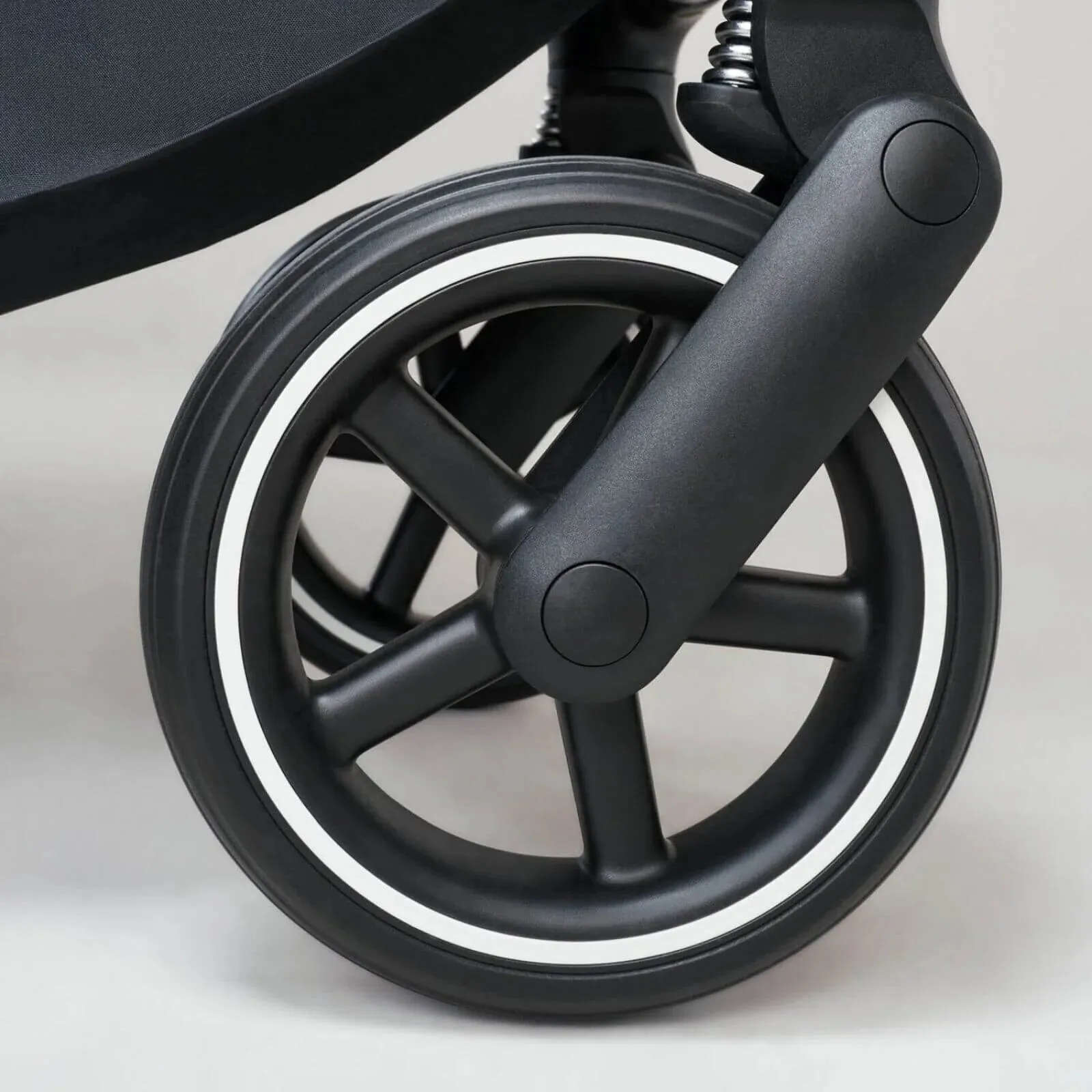 Cybex Eos Lux Silver 2-in-1 Pushchair - Moon Black