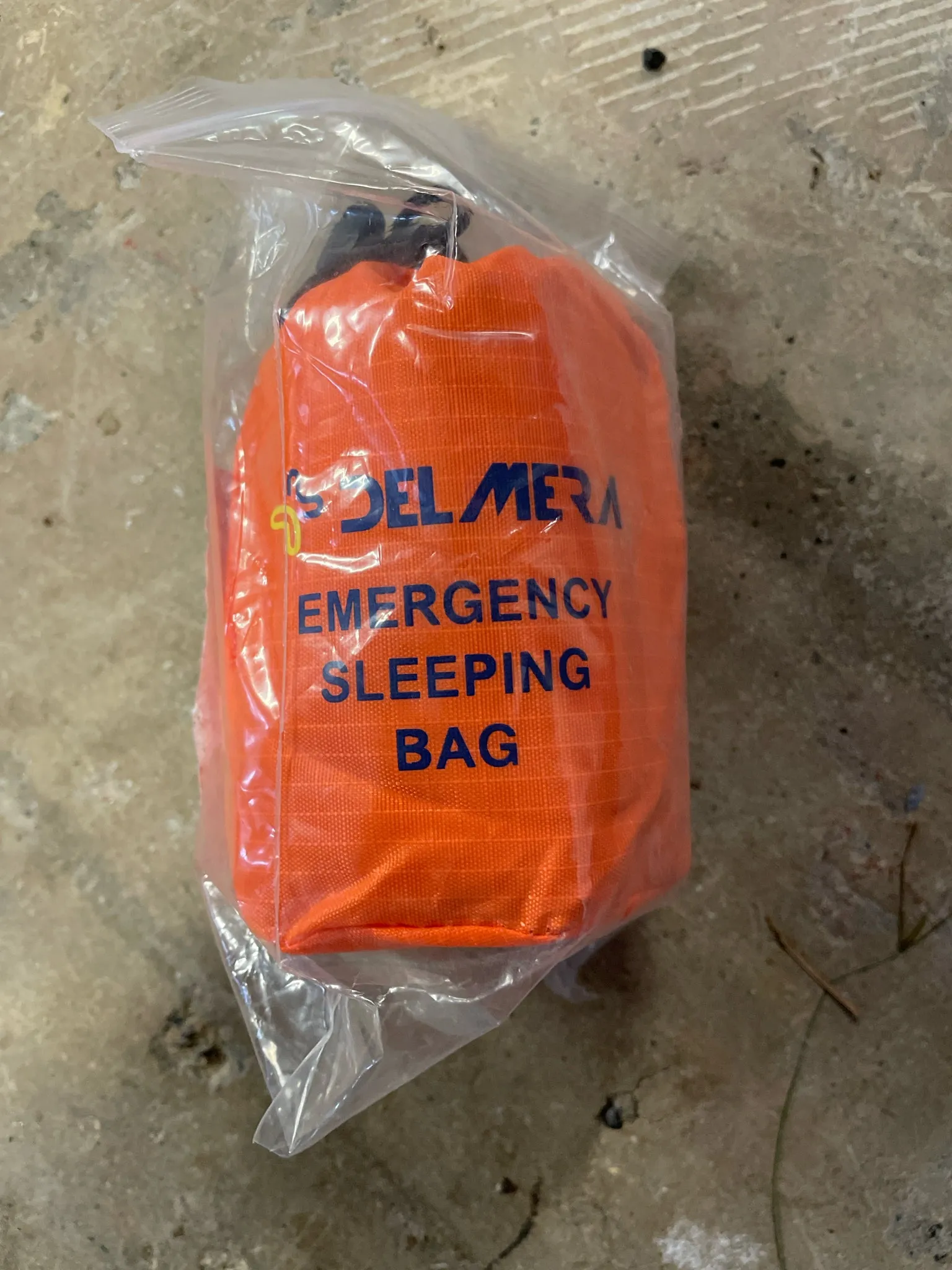 Delmera Emergency Sleeping Bag