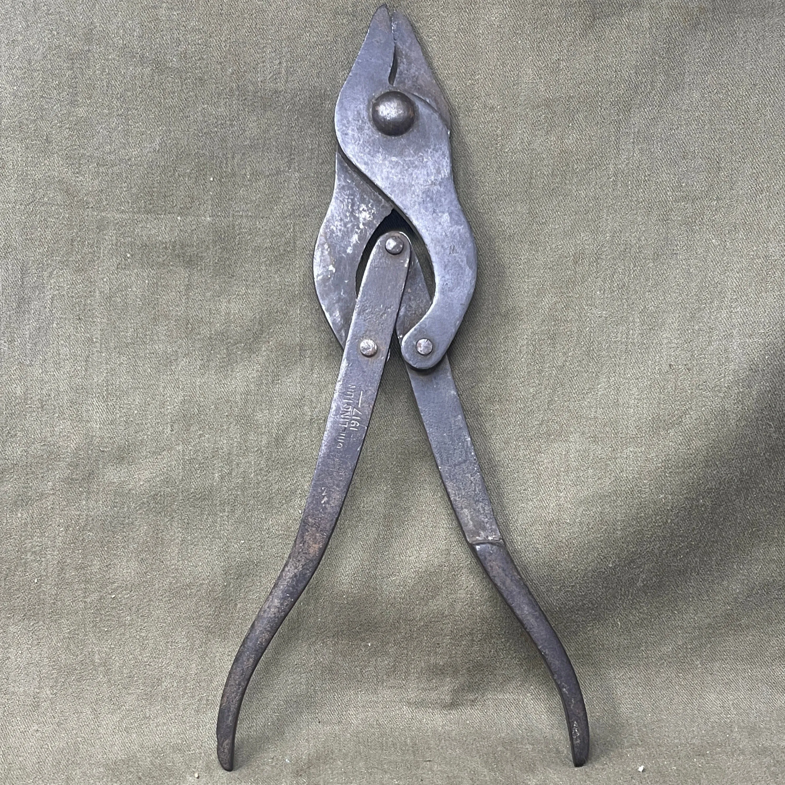 Original WWI British  Wire Cutters Dated 1917 Made by Chillington